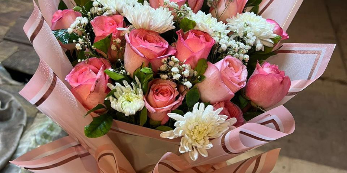 Top Flower Shops in Karachi for Trending Bouquets & Online Flower Delivery