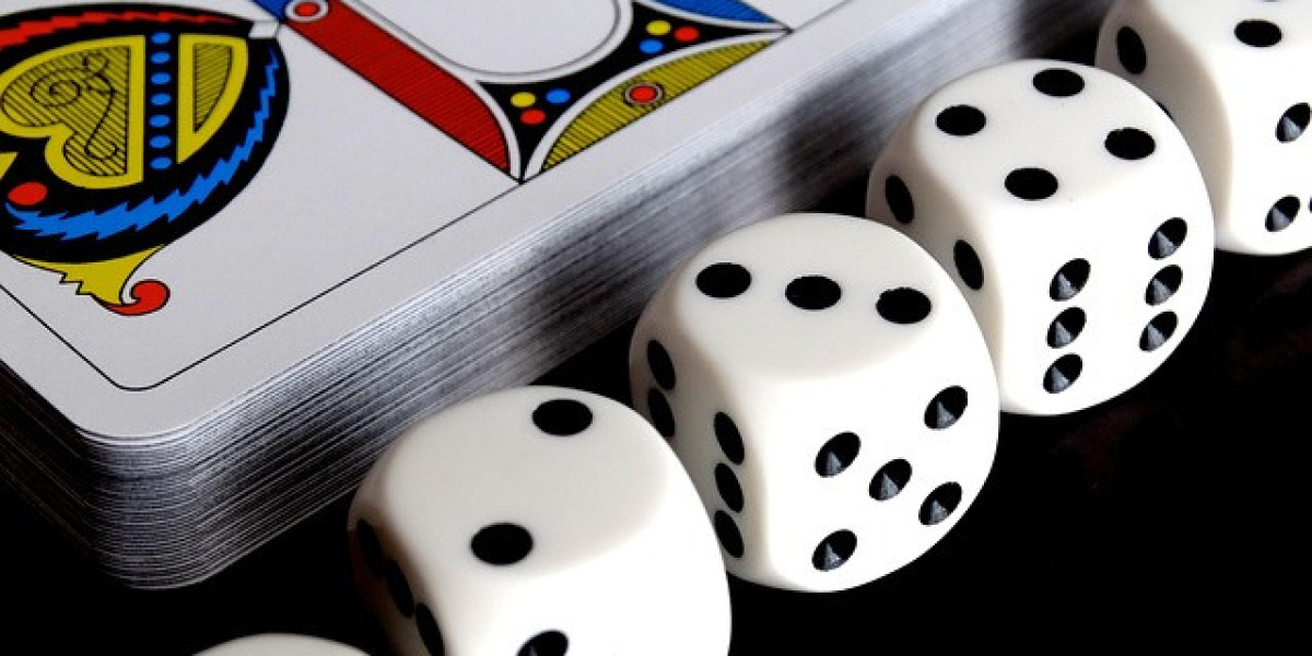 "La intersección entre la educación financiera y el juego en línea en 2026: promoviendo la alfabetización económica